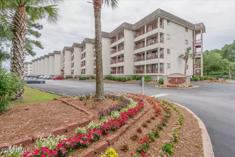 40 Folly Field Rd #126, Hilton Head Island, SC 29928