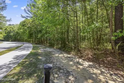 421 Hampton Lake Dr, Bluffton, SC 29910 photo 4