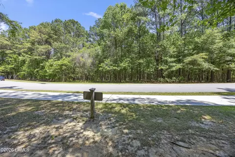 421 Hampton Lake Dr, Bluffton, SC 29910 photo 5