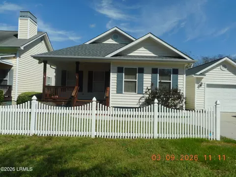 17 Caswell Ave, Beaufort, SC 29902
