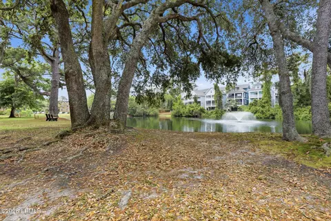40 Folly Field Rd #2B, Hilton Head Island, SC 29928