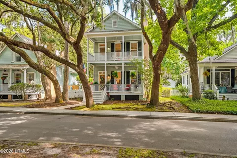 2669 Broad St, Beaufort, SC 29902