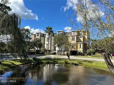 30 Fuller Pointe Dr, Hilton Head Island, SC 29926