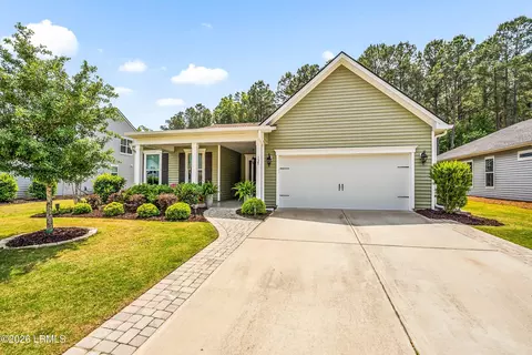 125 Carolina Oaks Ave, Bluffton, SC 29910