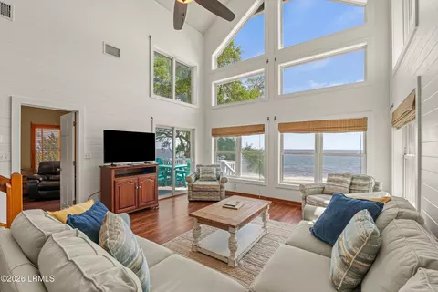 183 Sea Pines Dr, Saint Helena Island, SC 29920