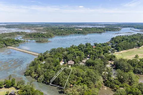 20 Timber Trl, Beaufort, SC 29907