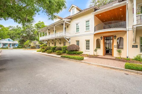 16 Jade St #A, Beaufort, SC 29907