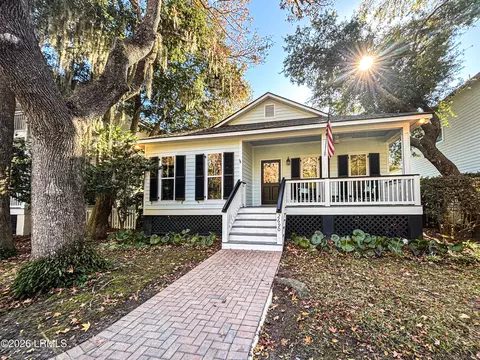 2690 Broad St, Beaufort, SC 29902