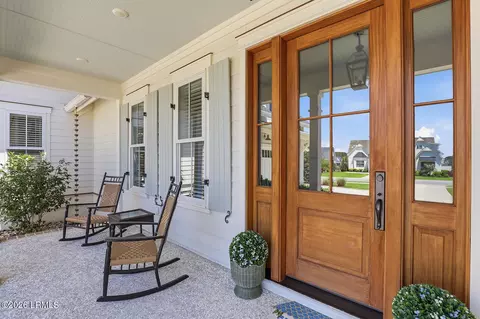 Exterior - 493 Flatwater Dr, Bluffton, SC 29910 photo 4 of 15