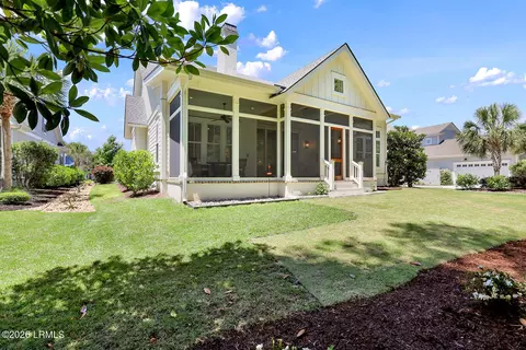 Exterior - 493 Flatwater Dr, Bluffton, SC 29910 photo 10 of 15