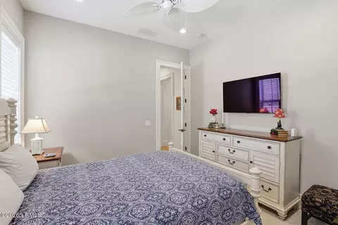 Bedroom - 493 Flatwater Dr, Bluffton, SC 29910 photo 5 of 7