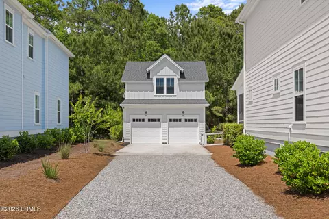 Exterior - 17 Blue Dasher Ln, Bluffton, SC 29909 photo 11 of 14