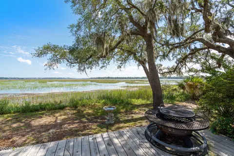 23 Colony Gardens Rd #A, Beaufort, SC 29907