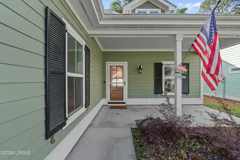 14 Carolina Village Cir, Beaufort, SC 29906