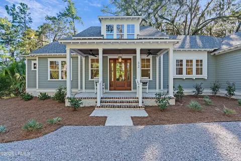 32 Longwood Dr, Okatie, SC 29909