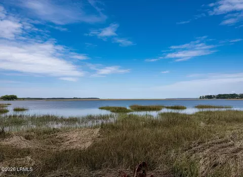 34 Creekmoor Ln, Seabrook, SC 29940