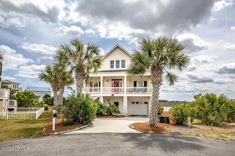 11 Windjammer Ln, Saint Helena Island, SC 29920