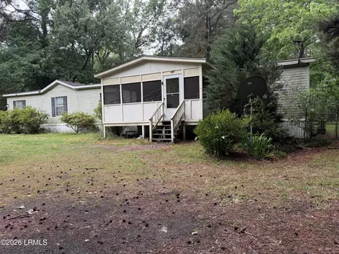 185 Stanley Rd, Beaufort, SC 29906