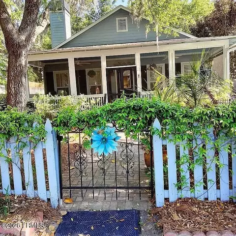 2204 Prince St, Beaufort, SC 29902