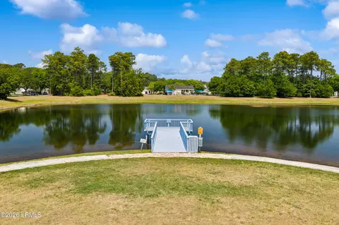 View/Area - 3 Lakeside Dr, Bluffton, SC 29910 photo 10 of 11