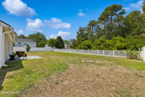 Exterior - 3 Lakeside Dr, Bluffton, SC 29910 photo 4 of 7