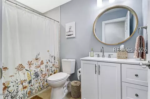 Bath - 3 Lakeside Dr, Bluffton, SC 29910 photo 3 of 3