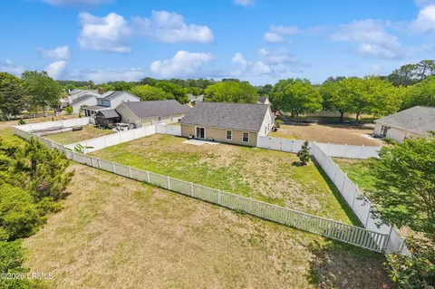 View/Area - 3 Lakeside Dr, Bluffton, SC 29910 photo 2 of 11