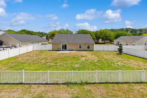 View/Area - 3 Lakeside Dr, Bluffton, SC 29910 photo 1 of 11