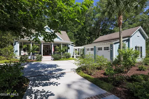 3 Oldfield Village Rd, Bluffton, SC 29909