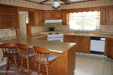 Kitchen - 1041 4th St E, Estill, SC 29918 photo 1 of 2