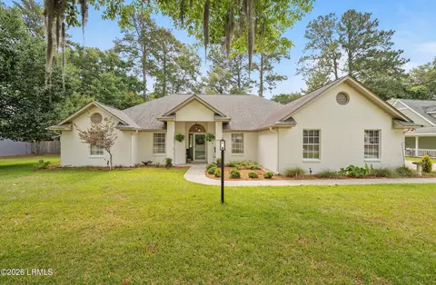 1016 Pine Martin Rd, Beaufort, SC 29902