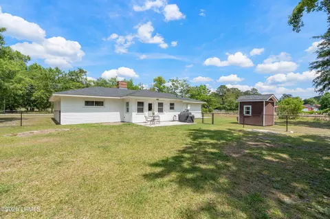 Exterior - 213 Sharon Ave, Hampton, SC 29924 photo 6 of 6