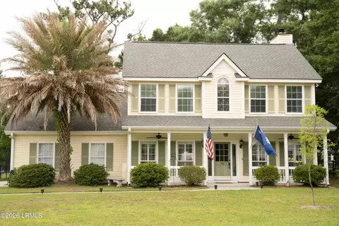 32 Christine Dr, Beaufort, SC 29907