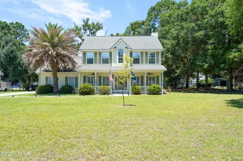 32 Christine Dr, Beaufort, SC 29907