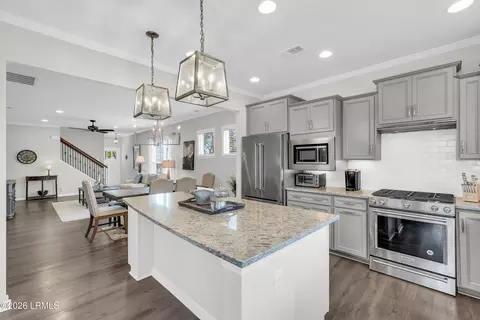 Kitchen - 15 Turnberry Ct, Bluffton, SC 29909 photo 2 of 7