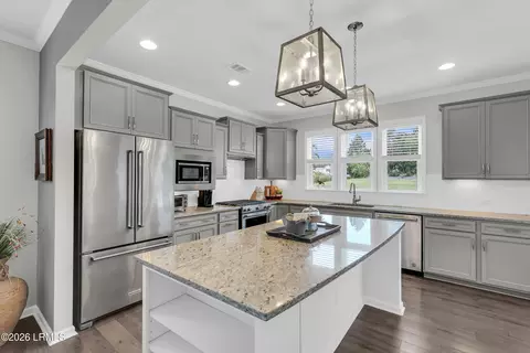 Kitchen - 15 Turnberry Ct, Bluffton, SC 29909 photo 5 of 7