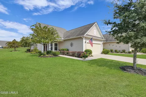 Exterior - 15 Turnberry Ct, Bluffton, SC 29909 photo 4 of 13