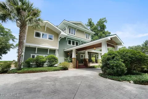 14 Comfort Pt, Saint Helena Island, SC 29920