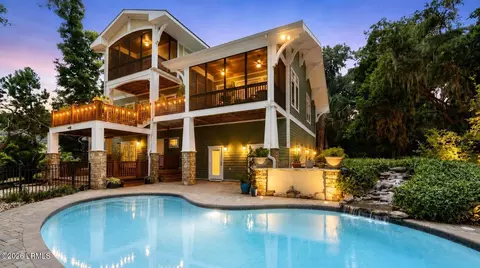 14 Comfort Pt, Saint Helena Island, SC 29920