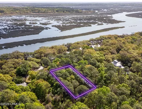 245 Distant Island Dr, Beaufort, SC 29907