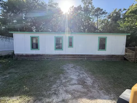 25 Polite Dr, Beaufort, SC 29906