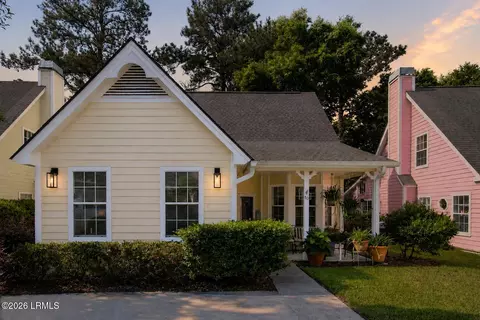10 Mariners Ct, Port Royal, SC 29935