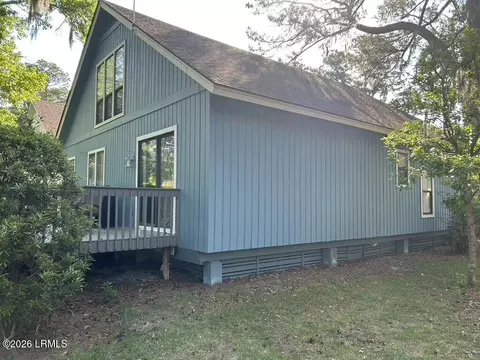 41 Wee Rd, Hilton Head Island, SC 29926