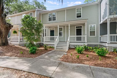 1105 13th St #C, Port Royal, SC 29935