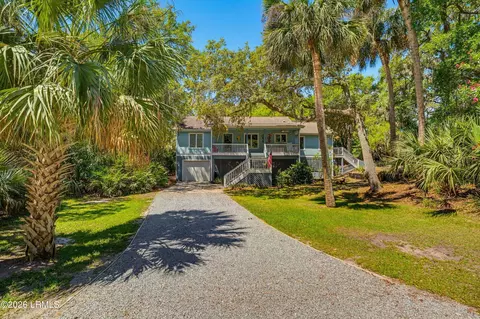 703 Seahorse Rd, Fripp Island, SC 29920