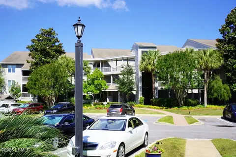 73 Skull Creek Dr #118, Hilton Head Island, SC 29926