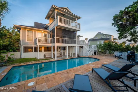64 Harbor Dr N, Saint Helena Island, SC 29920