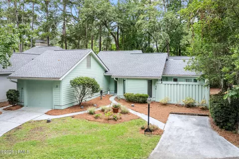 33 Victoria Dr, Hilton Head Island, SC 29926