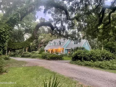 1 Inwood Plantation Dr, Beaufort, SC 29906
