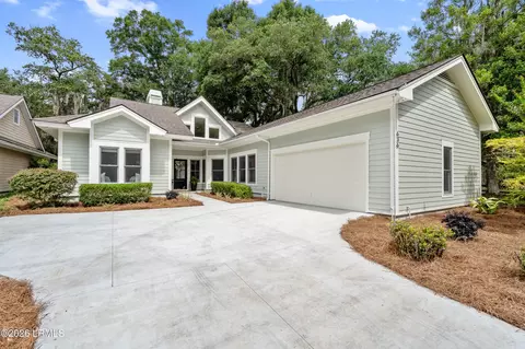 636 S Reeve Rd, Saint Helena Island, SC 29920